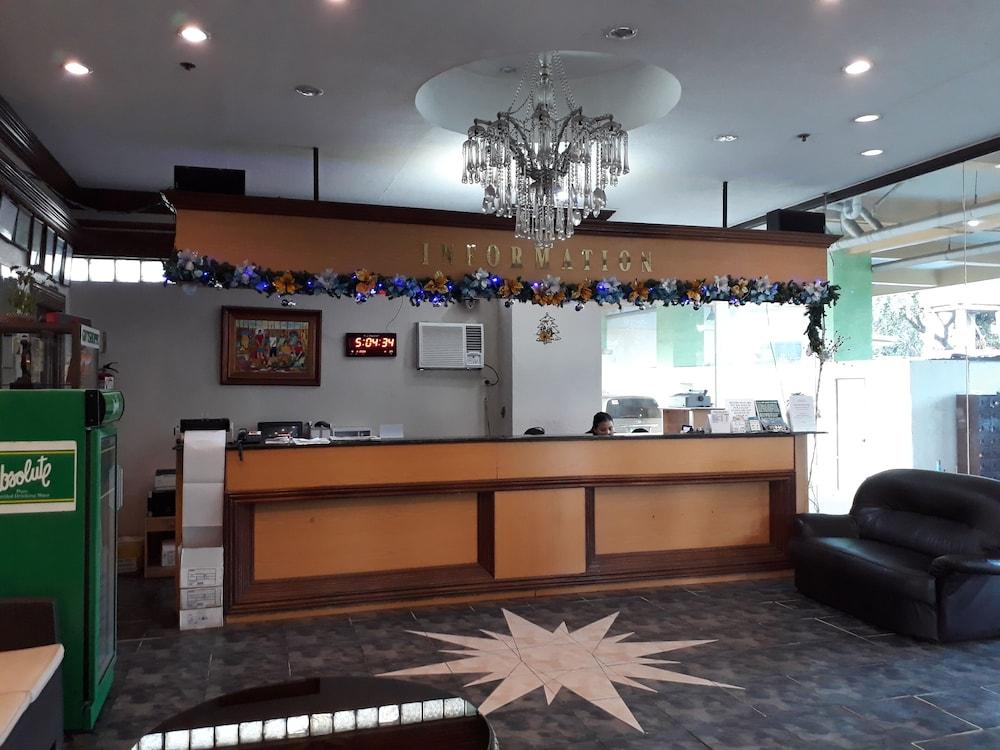โรงแรมเมโทร ปาร์ค Cebu ภายนอก รูปภาพ